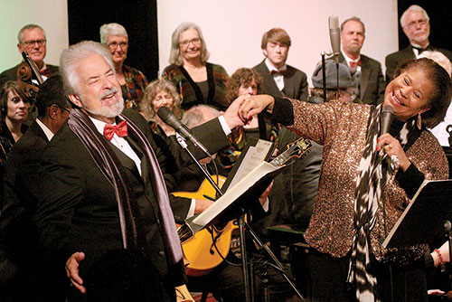 Idyllwild Master Chorale and  Art Alliance join for holiday celebration