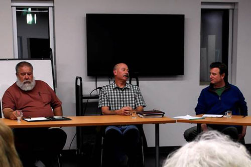 From left, general managers Jerry Holldber (Pine Cove Water District) and Steve Erler (Fern Valley Water District) and Mark Yardas (facilitator of Idyllwild Conversations)               Photo by Rick Barker