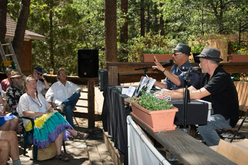 LOCAL AUTHOR FEATURED: Edwardo Santiago interviews Richard H. Barker about his book “Transcending Evolution” at Cafe Aroma on Sunday as part of the Idyllwild Author Series. Photo by John Pacheco