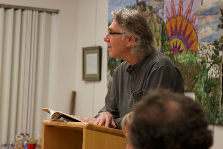 Luber shares his poetry At The Open Poetry Readings held at the Idyllwild Library on Friday, host Ken Luber ends the evening with a reading of “Empty Jars” by co-host Howard Minkin. Photo by John Drake 