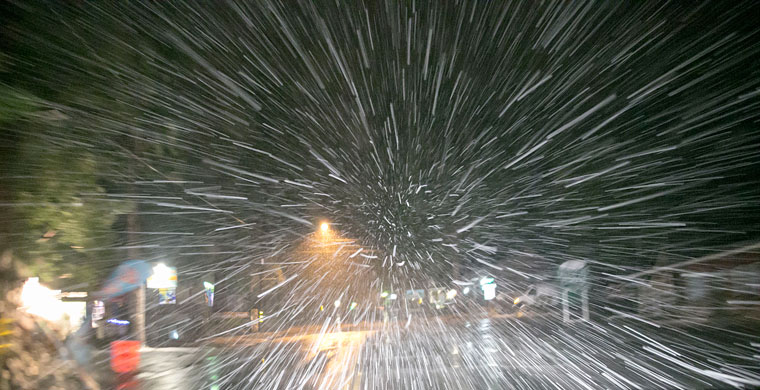 As night fell, snow started bombarding North Circle with heavy flakes. Photo by Jenny Kirchner