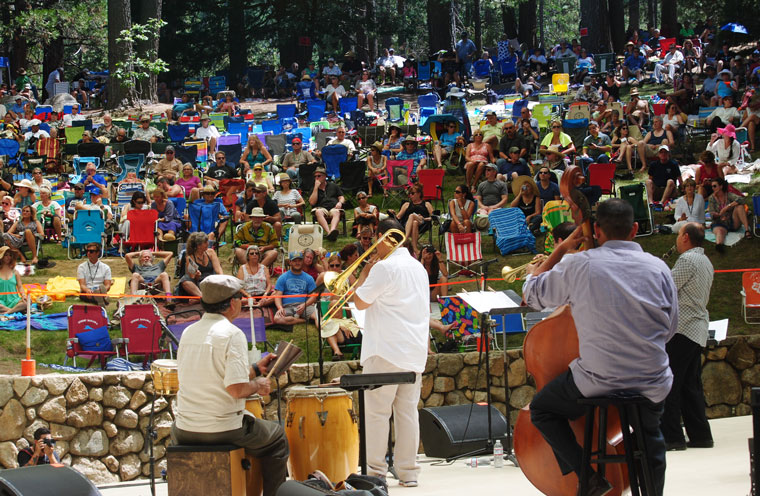 The Idyllwild Arts alumni drew a huge crowd in the Holmes Amphitheatre Saturday afternoon. From left are Roy Gonzales, percussion; Jason Jackson, trombone; Daniel Sezar-Krebbers, bass; Gilbert Castellanos, trumpet; and Evan Christopher, clarinet. Photo by JP Crumrine 