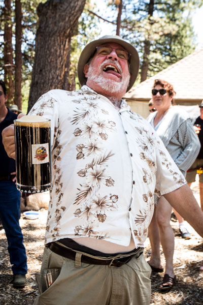 Jack Clark was one of several gallant men competing in the Stein Holding Contest. This raised additional proceeds for Animal Rescue Friends of Idyllwild during their Second Paws for Rhythm and Brews.