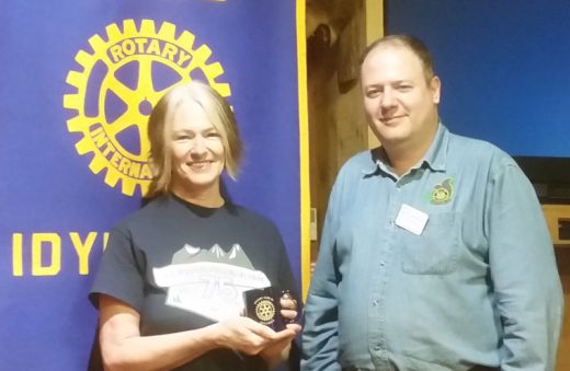 Julie Pendray, former journalist and television host in San Diego, delivered a talk to the Idyllwild Rotary Club on Sept. 28 on the Pacific Crest Trail towns that host the hikers between Idyllwild and the Canadian border. Shown with Pendray is Rotary President Marc Kassouf. Photo by Thom Wallace