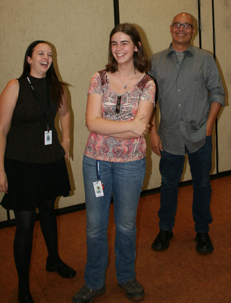 Julie Steiger (left), Bella Hartmann and Eduardo Santiago (right).