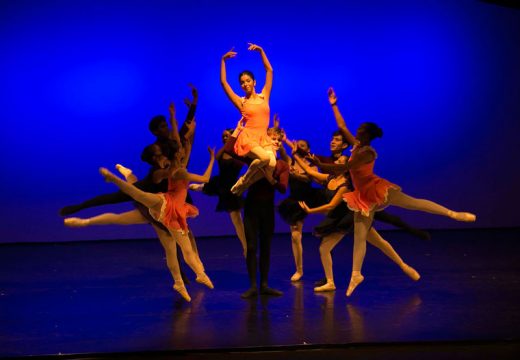 Last week, the Idyllwild Arts Dance Department presented its first concert of the school year, the Fall Dance Concert. In conjunction with the concert, there was a 100th-birthday celebration of dance legend Bella Lewitzky. In her honor, the students performed three pieces that Lewitzky choreographed. In 1954, Lewitzky became the founding chair of the Dance Department at Idyllwild School of Music and the Arts (now Idyllwild Arts), and taught at the school until 1972. In the early 2000s, her daughter, Nora Daniel, continued teaching her mother’s techniques. Idyllwild Arts is one of the few dance programs in the United States that offers Lewitzky Technique as part of its curriculum. Photo by Jenny Kirchner 