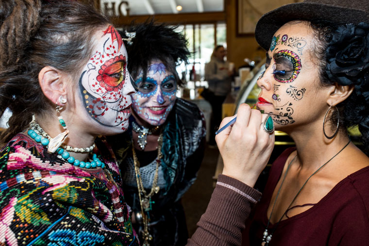 Designs, decorations, costumes and face painting were all a major contributor to Halloween evening Monday in Idyllwild. Tawny Harrington (left) helps a friend with her face makeup. Photos by Peter Szabadi, Thomas Pierce, Thomas Klusak,  Marshall Smith and Halie Wilson