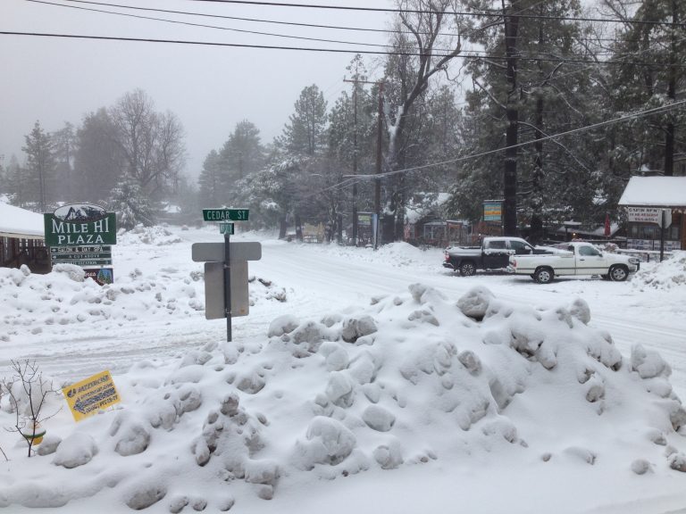 Snow group has county take down mention of snow/sledding in Idyllwild