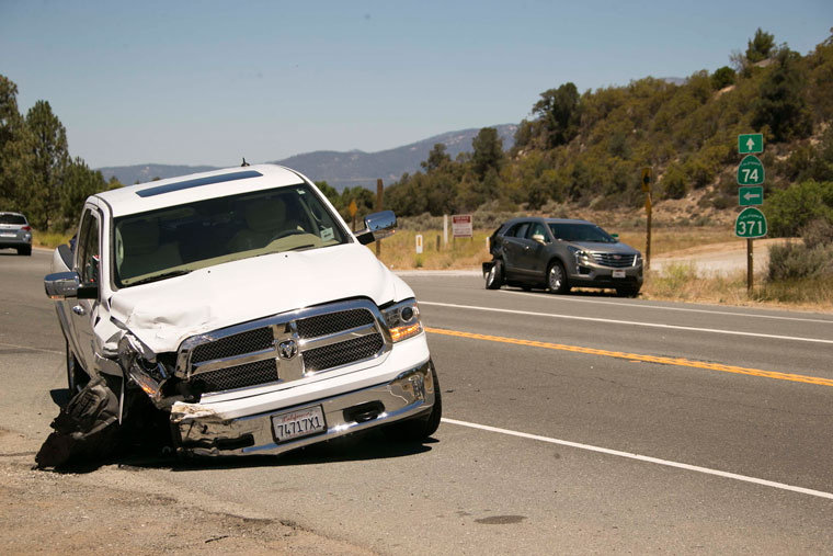 Fatal traffic collision on Highway 243