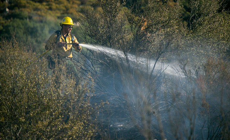 McCall Fire shuts  down Highway 74