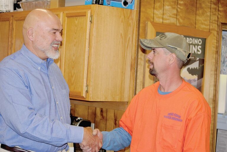 Holldber to retire from Pine Cove Water District