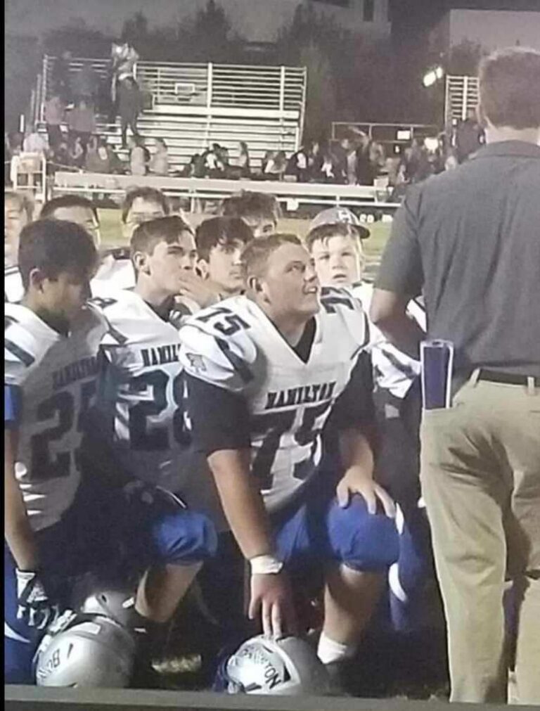 Three seniors on their way to the Tiki Bowl