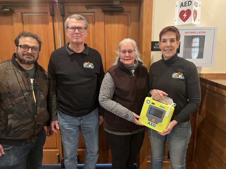 MDP donates AEDs to ICC