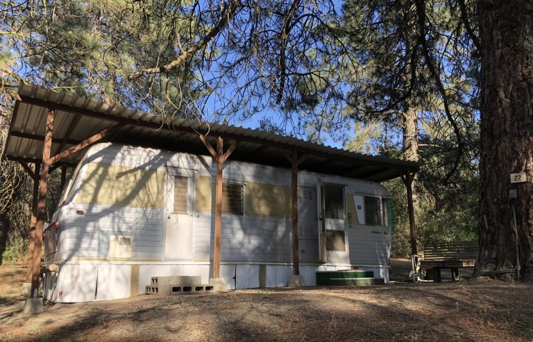 Trailer for sale and land lease